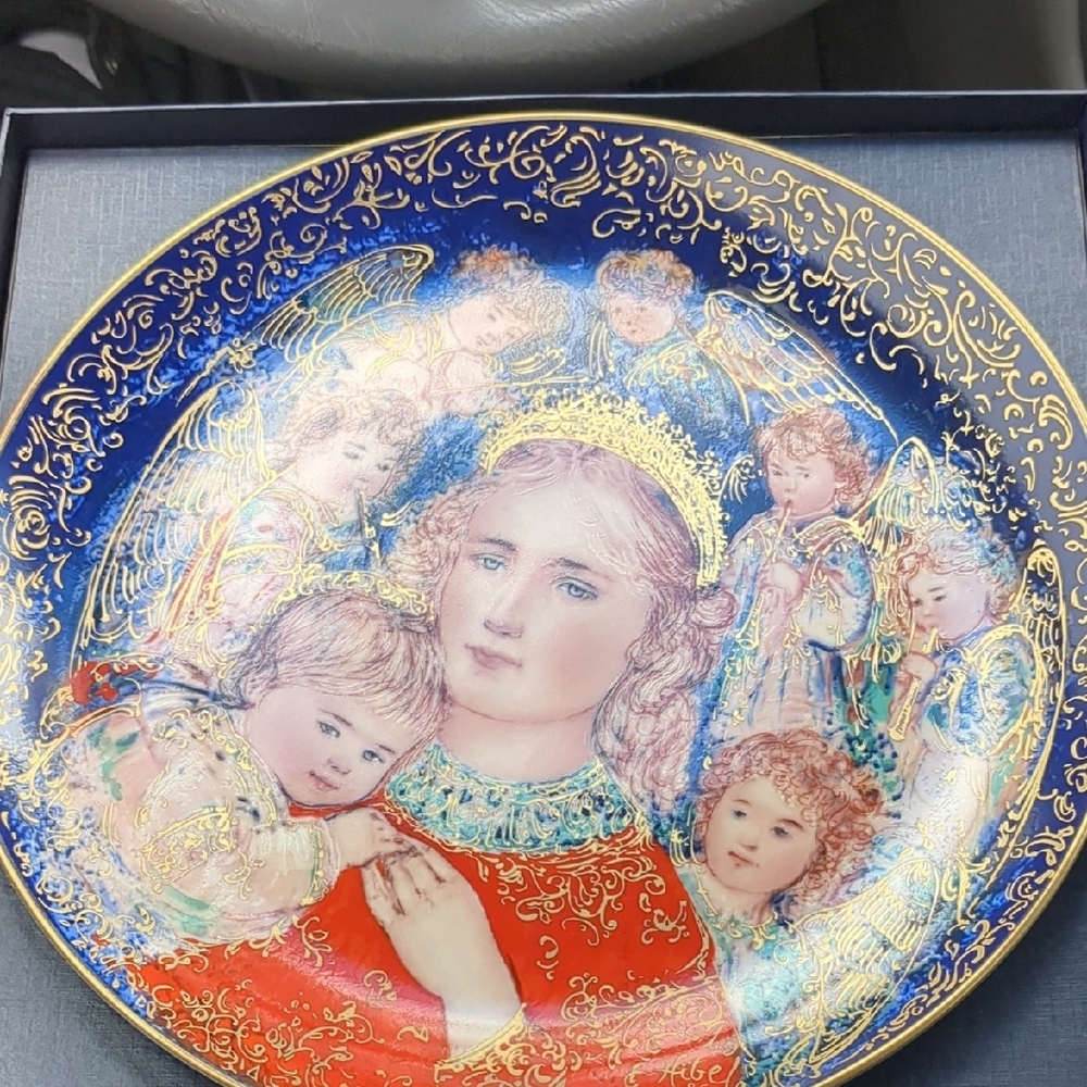 Decorative Plate with Angelic Design